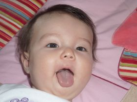 So lang ist meine Zunge.JPG